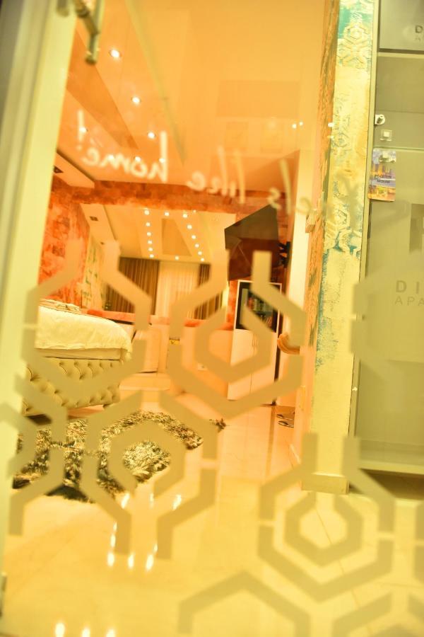 Design Apartment Premium Spa Lux 4 Star "Dubai" Completely Private Wellness & Spa Free Included Sauna & Jacuzzi & Salt Wall & Fire Place & 3D Ceilings & Business Wifi & Netflix & Keyless Code Entry & Full Smart App & Secure 2 Parking Place Чуприя Экстерьер фото